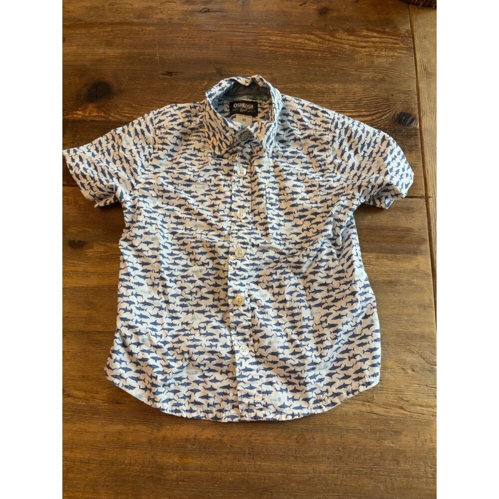 OshKosh B'gosh 3T Blue Shark Print Short Sleeve Cotton Button Down Shirt
